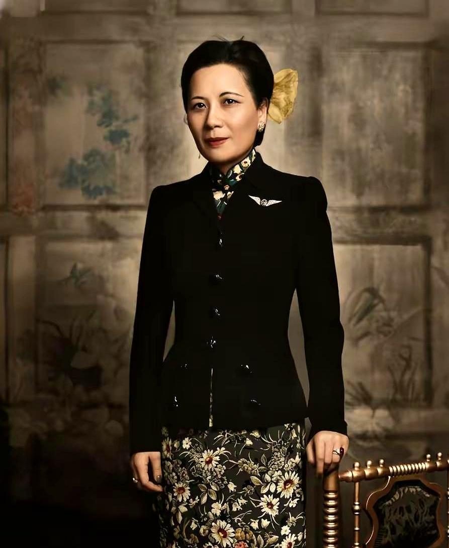 咱就是说，现在的“精致达人”在宋美龄面前，真的连个边儿都摸不着！为了保持身材又