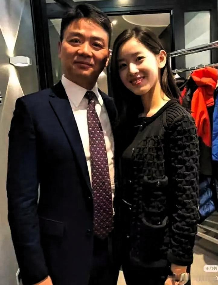 我终于理解刘强东了！章泽天确实不简单，她完美诠释了什么叫“顶配贤内助”。