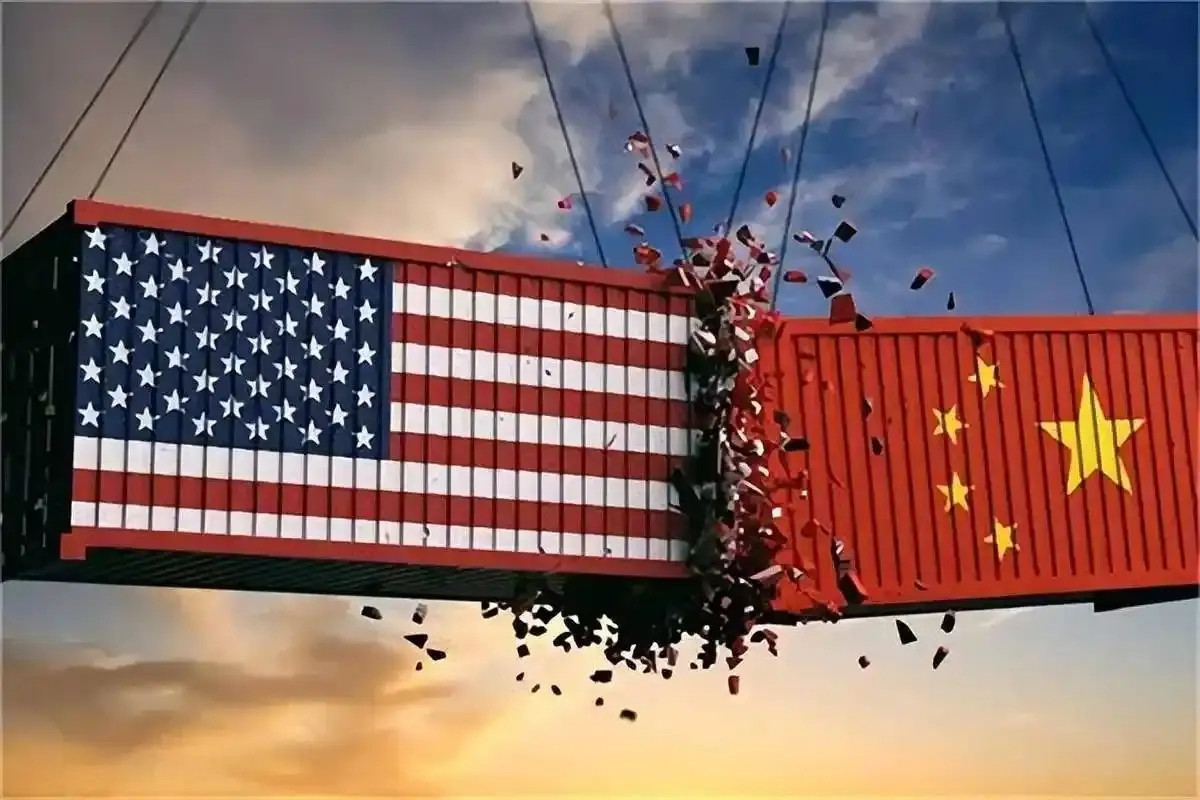 美国危机浮出水面，英国媒体指出问题所在，美国的苦难在后头