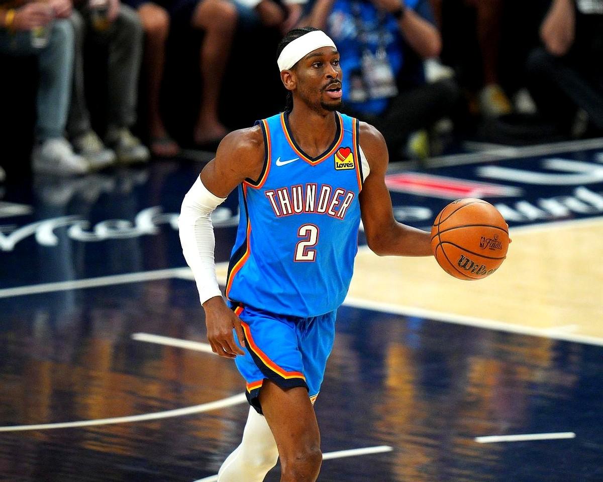 雷霆这赛季到底啥水平？先看战绩——18胜1负，联盟第一！这开局真炸啊。防守是