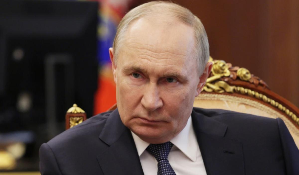 俄罗斯低级代表团现身G20，普京缺席甩南非脸色，特朗普调解遇冷。俄派总统办公厅