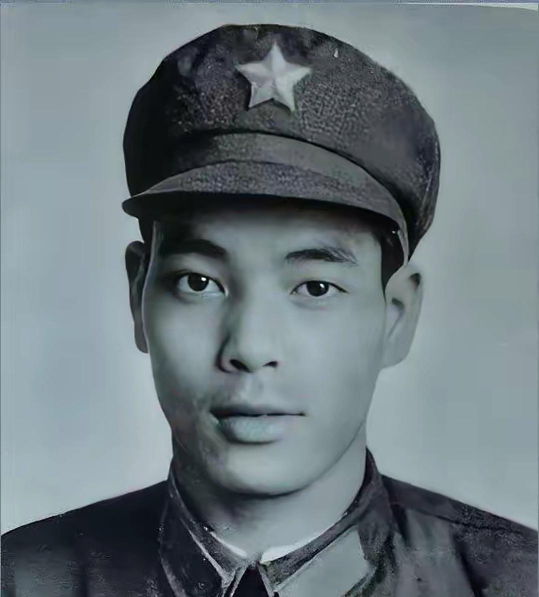 1979年对越反击战：步兵临时上手敌军高炮，团长看愣了！1979年对越自