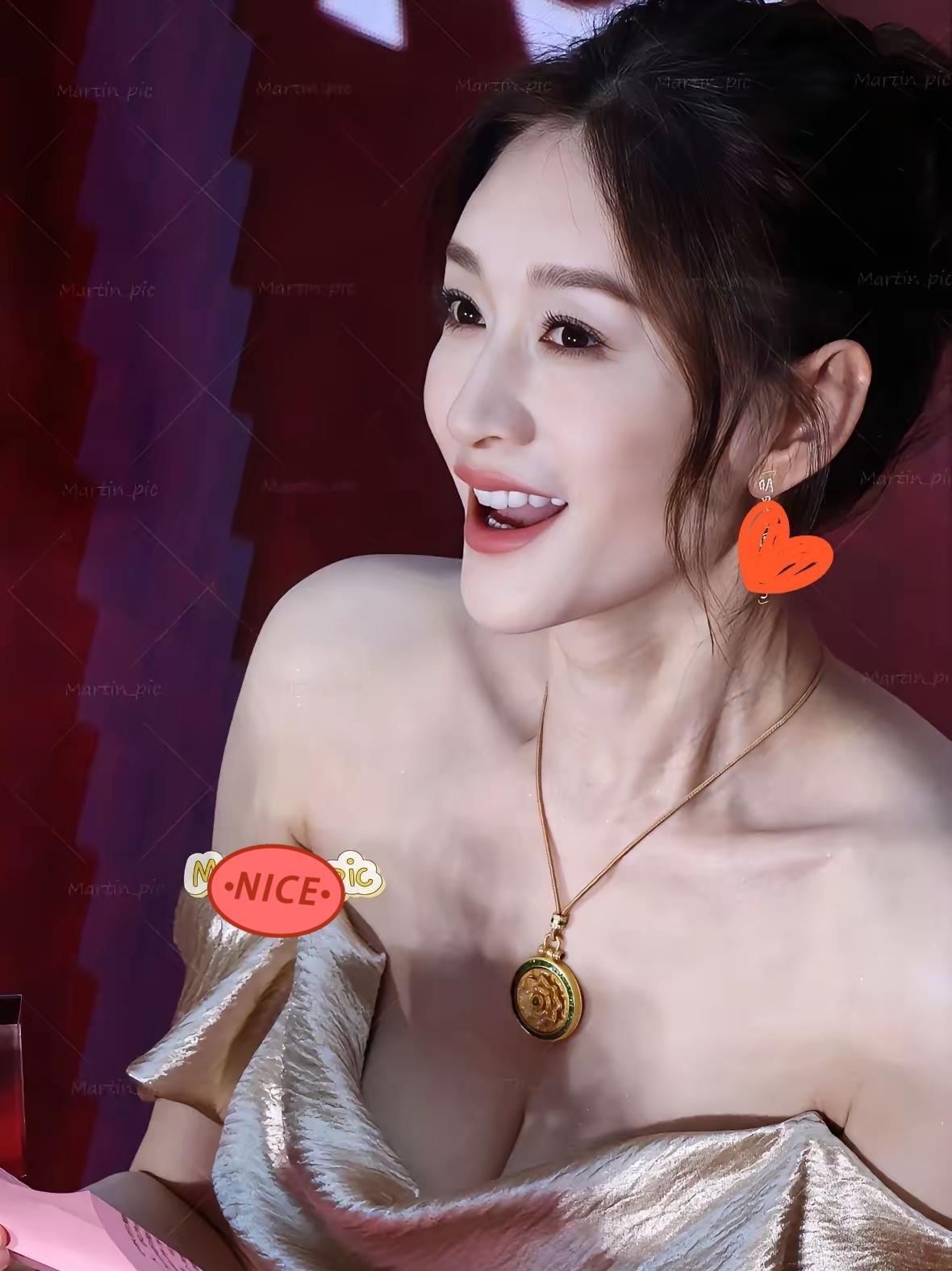 李小冉，登着热搜。这次不是孙东海了，而是她时常摔一下，她说自己的屁股肉多，会疼