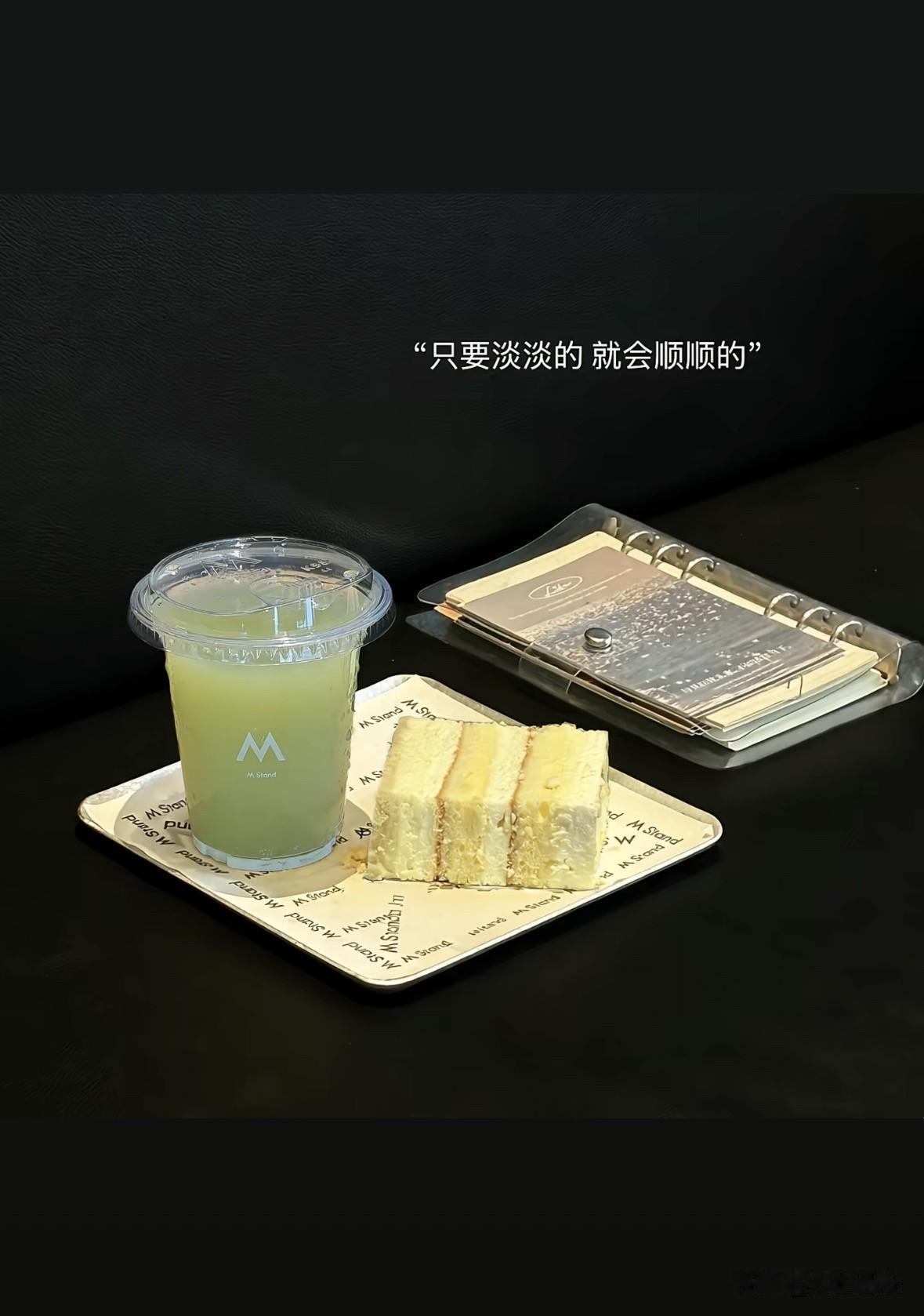 天下最傻的人，就是把自己用命挣来的钱，借给别人。还有更傻的人就是：第一