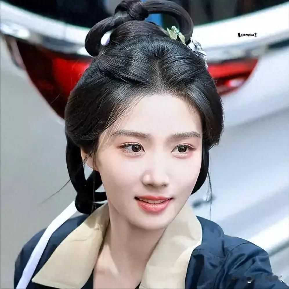 聊斋和红楼梦哪个更好看，这得看个人喜好。《聊斋志异》是短篇小说集，用鬼狐故事讽