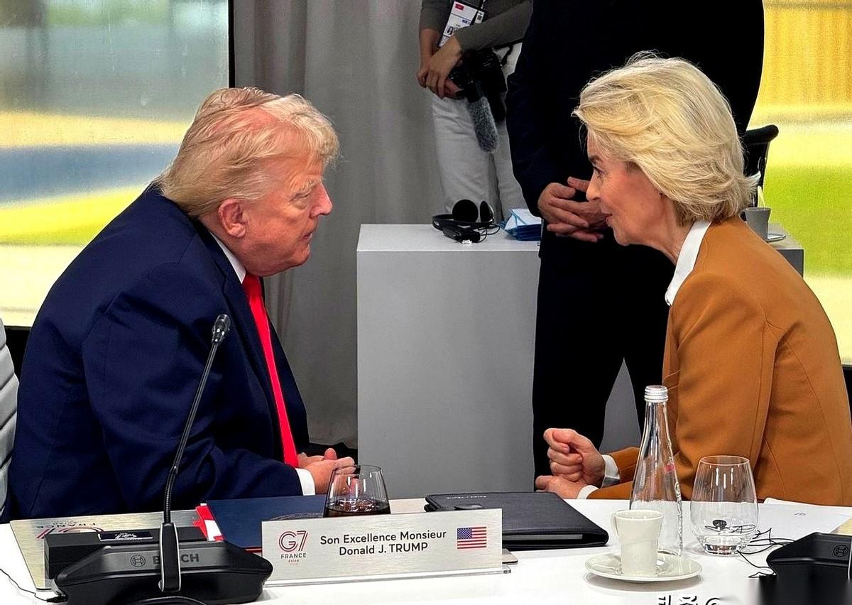 法国G7峰会的聚光灯下，一出高端局的“指桑骂槐”公开上演。就在会场的众目睽睽之