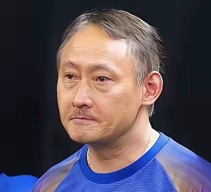 当年要是张本宇没带着全家走那一步，现在的张本智和，大概率连顶级赛事的门槛都摸不到。网上总有人拿“图钱