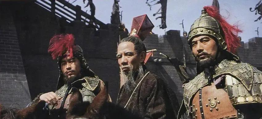 司马懿家族最后成功的3个原因！1、在司马懿之前，霍光、王莽、董卓、曹操等人在汉