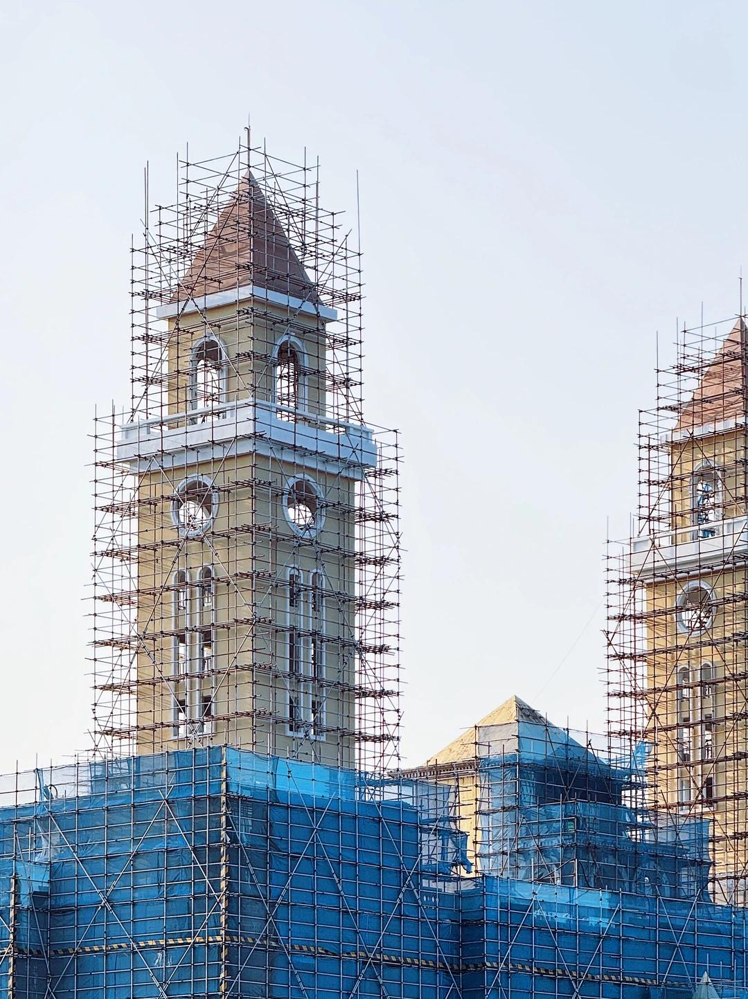 福州中洲岛改造最新进度！东地块正处于外立面既有造型拆除、室内拆除及结构加固施