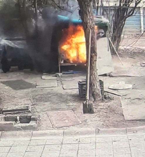 【被烧死小狗主人最新发声】被烧死小狗主人称道歉全都不接受2月2日，江苏连云港市东