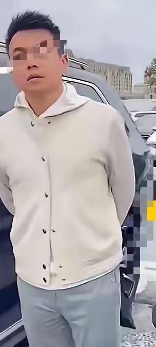 这男的敢带三做产检还这么横，核心根本不是他是律师，而是打心底没把出轨当错！