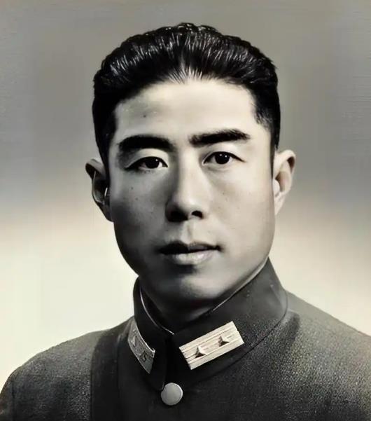 1950年，一个叫张克明的人来到四川通江，和一个村姑结婚，村姑发现这个丈夫不对劲