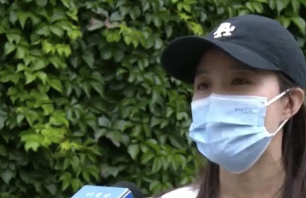 女子手术20天后身体出现异样，去医院一检查，竟然发现体内留有纱布，找涉事医院讨要