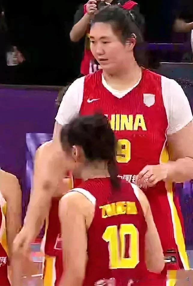 女篮亚洲杯！！中国女篮101-66大胜韩国女篮获得第三名！！！王思雨：8中6，