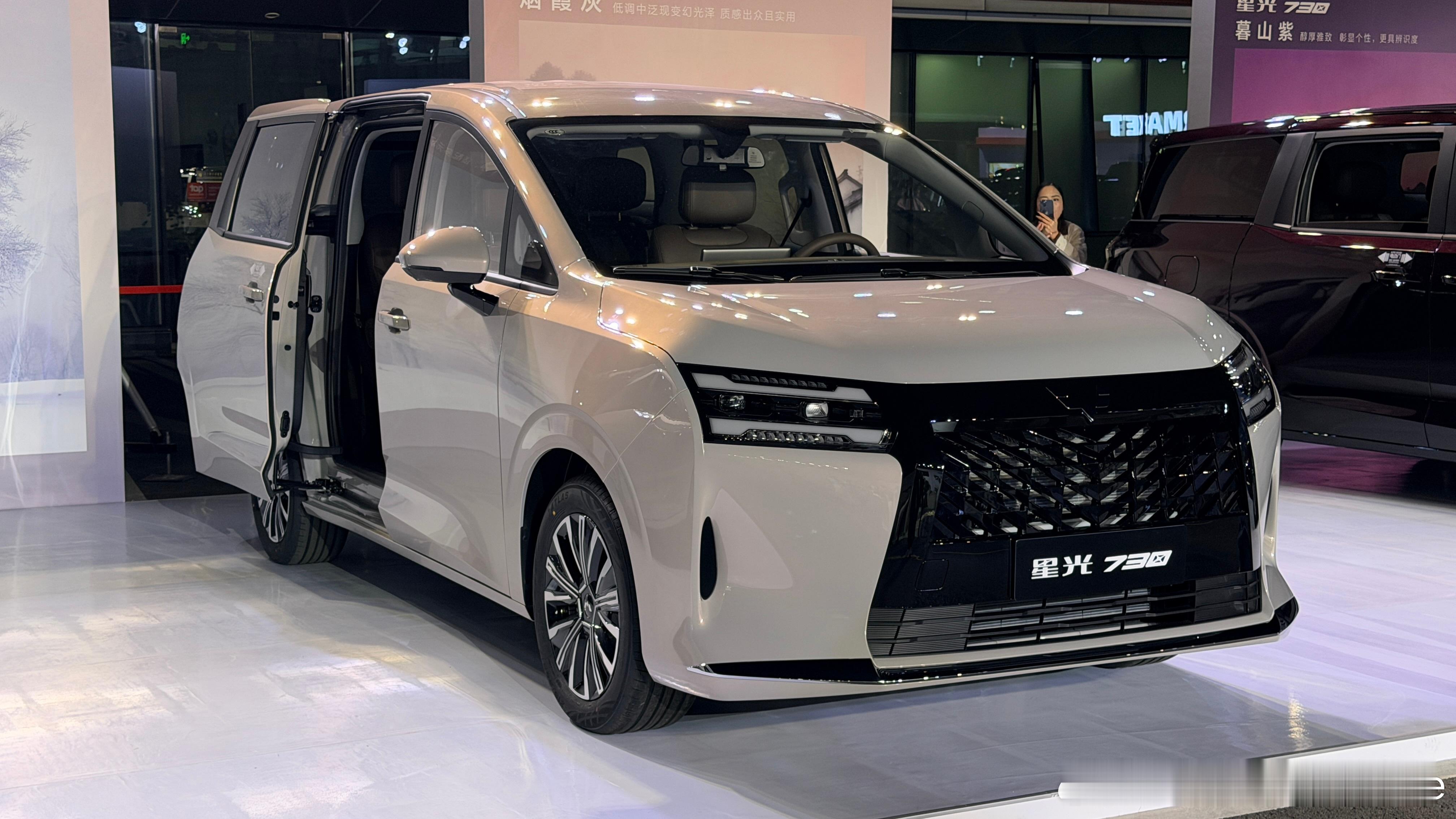 “人民需要什么，五菱就造什么”从不是空话，11月12日上市的五菱星光730，用7