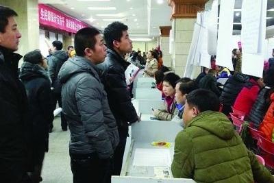 2026年，1270万毕业生即将涌入社会，但全国校招岗位只有567万个，连一半都