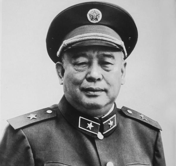他原名曾被叫作“狗娃子”，后来改名后毛主席都称赞新名字取得好，究竟是哪位开国将军