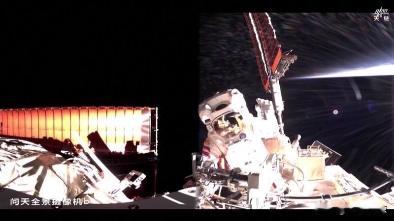 2025年10月31日晚,神二十一乘组出征太空啦!当晚20时48分,出征仪式在酒