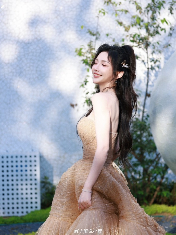 KPL解说小鹿晒照: 零零碎碎的鹿和满满当当的爱