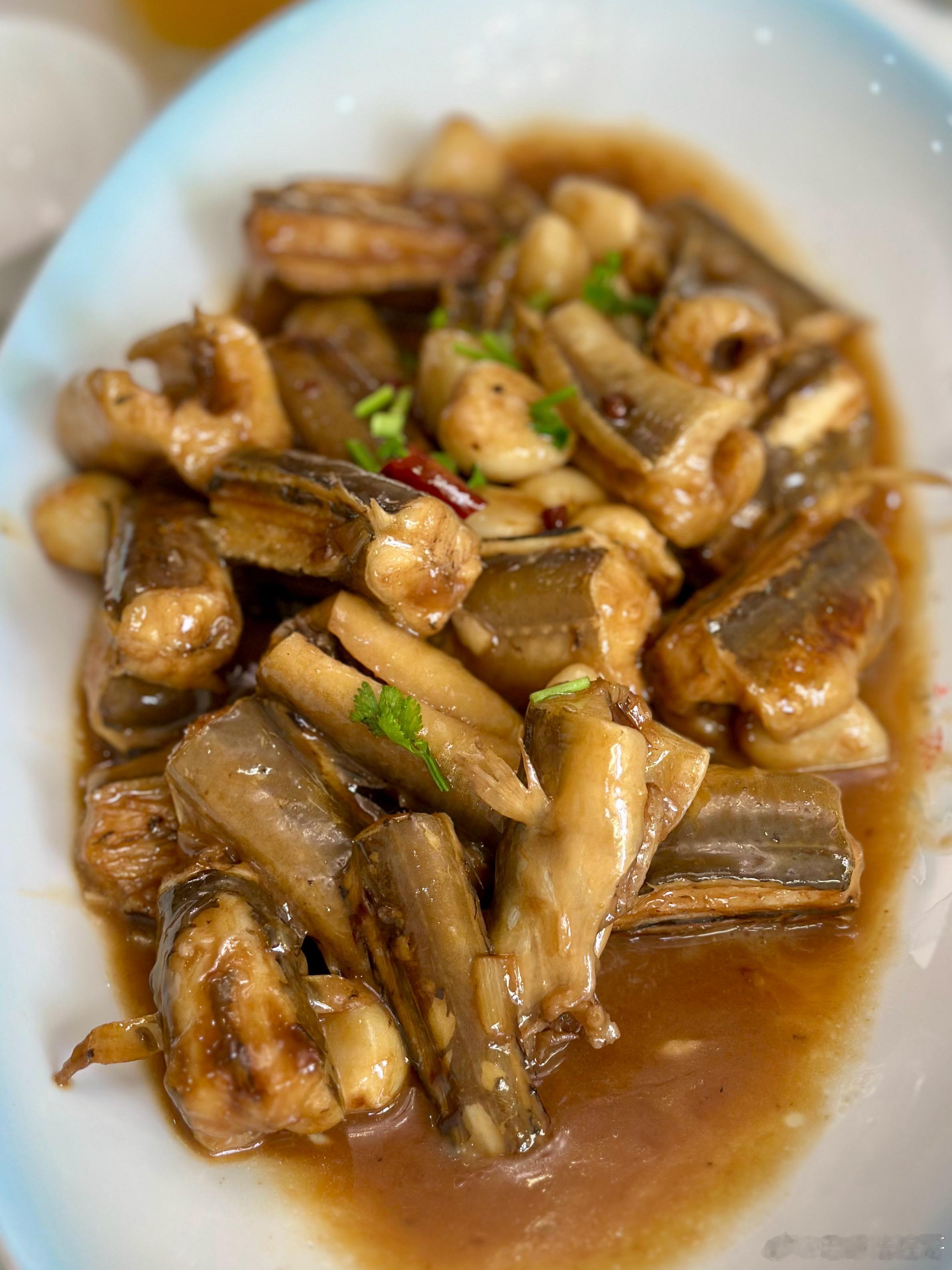 昨天喝了场大酒，今天醒了一天酒！我看照片发现吃了不少本地海鲜青岛美食美食分享美食我的美食日记青岛