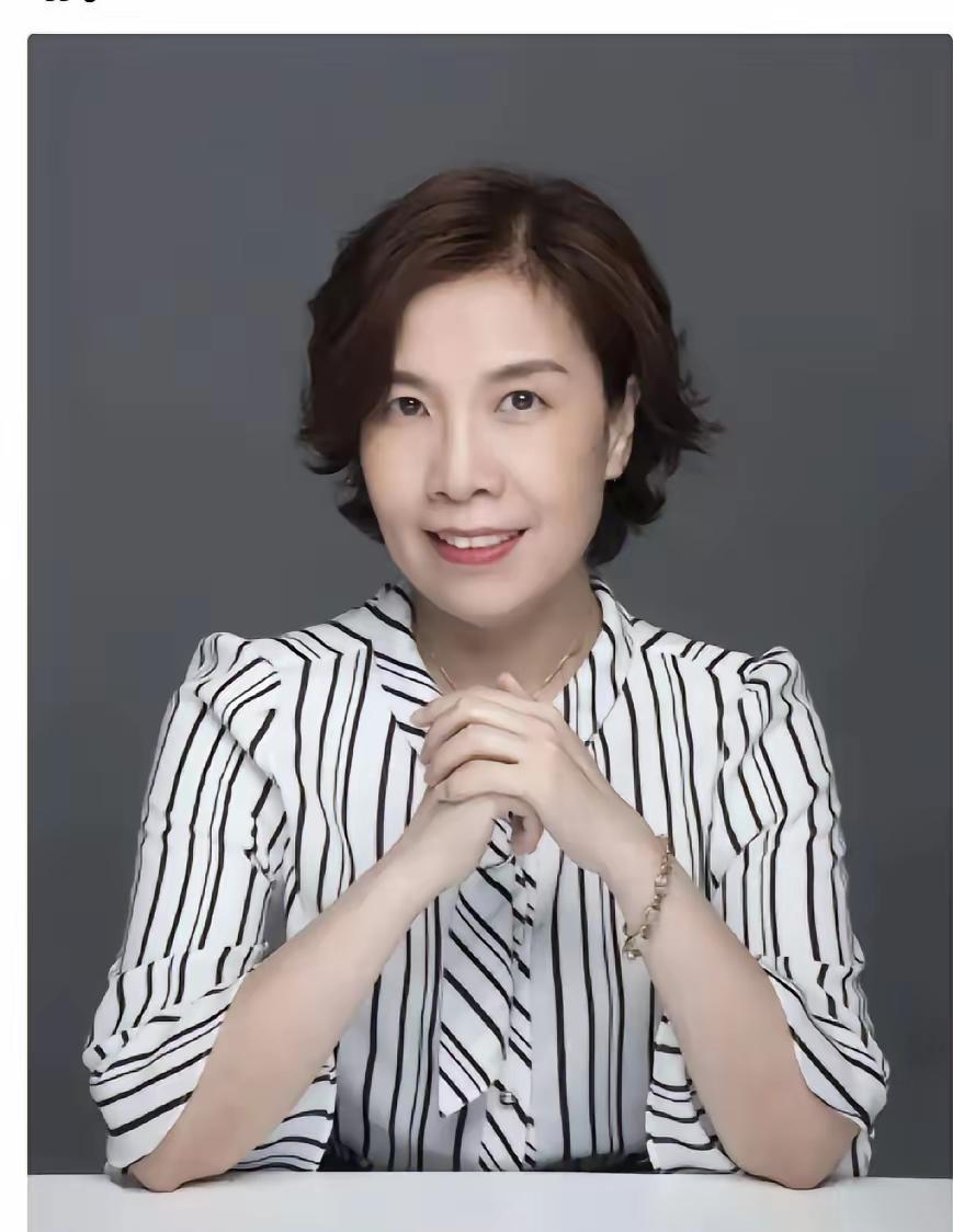 湘雅孙同学事件持续发酵，她的导师谷医生，现在已经陷入三面绝境，再难翻身。目前谷