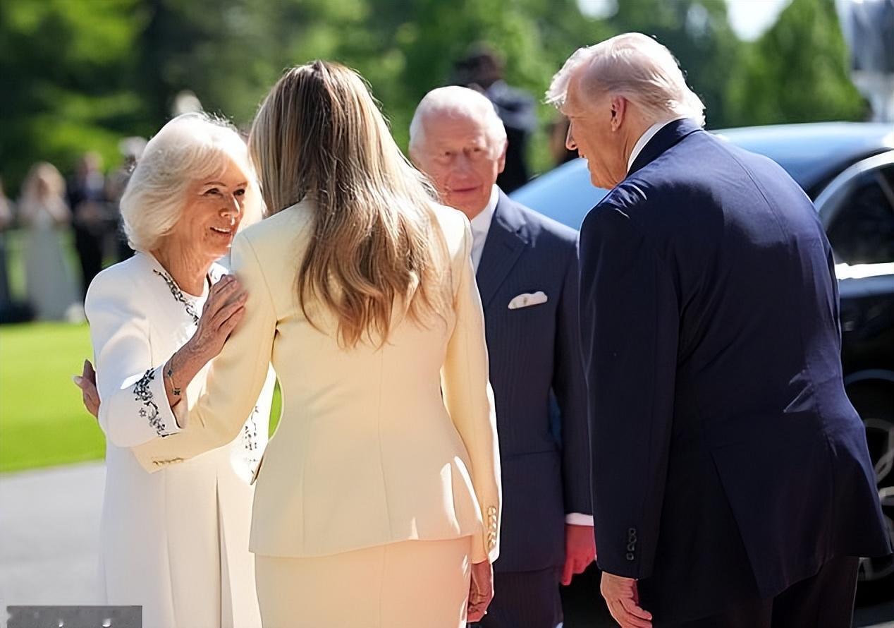 读唇语？你没有看错！《每日邮报》算是世界知名报纸，也是喜欢制造读点、吸引流量