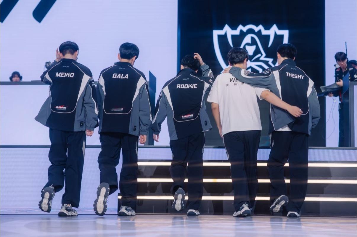 iG0等五iG憋了这么久，以为会整个大的，没想到是拉了坨大的。不如直接启用五位