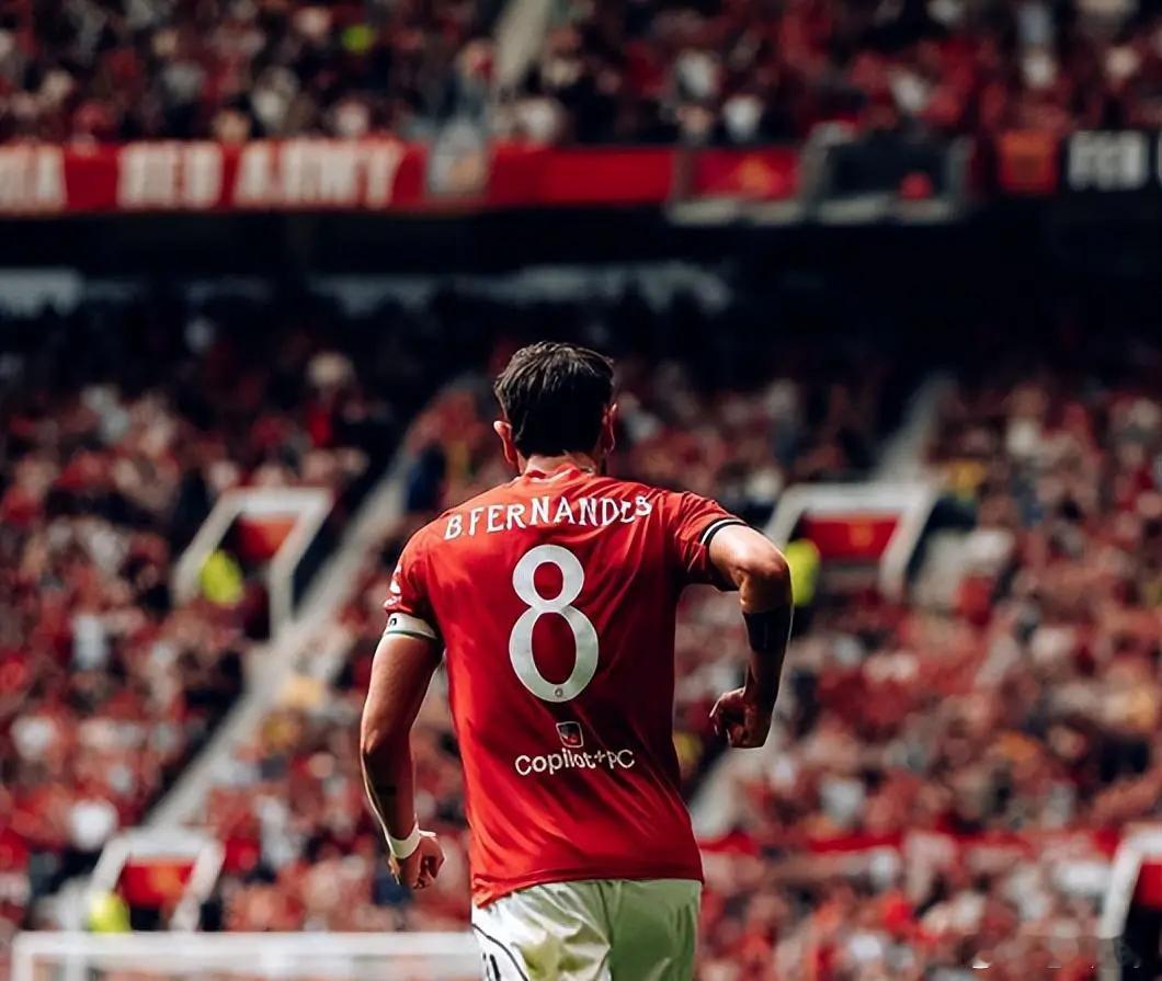 B费在采访中表示：现代足球愈发“机械化”，战术体系与数据导向压抑了球员个性，导致