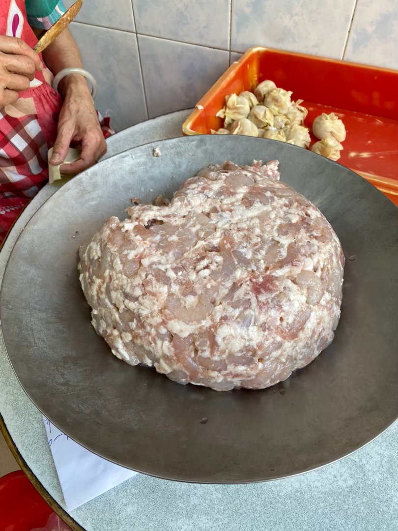 好食系真系好食，但贵系真系贵细蓉39，两粒云吞一啖面……打个八五折还系咬了咬牙食