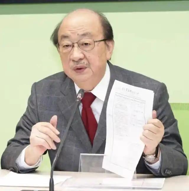 对于柯文哲、柯建铭23日将“世纪对谈”，民众党主席黄国昌今天受访响应，平常心看待