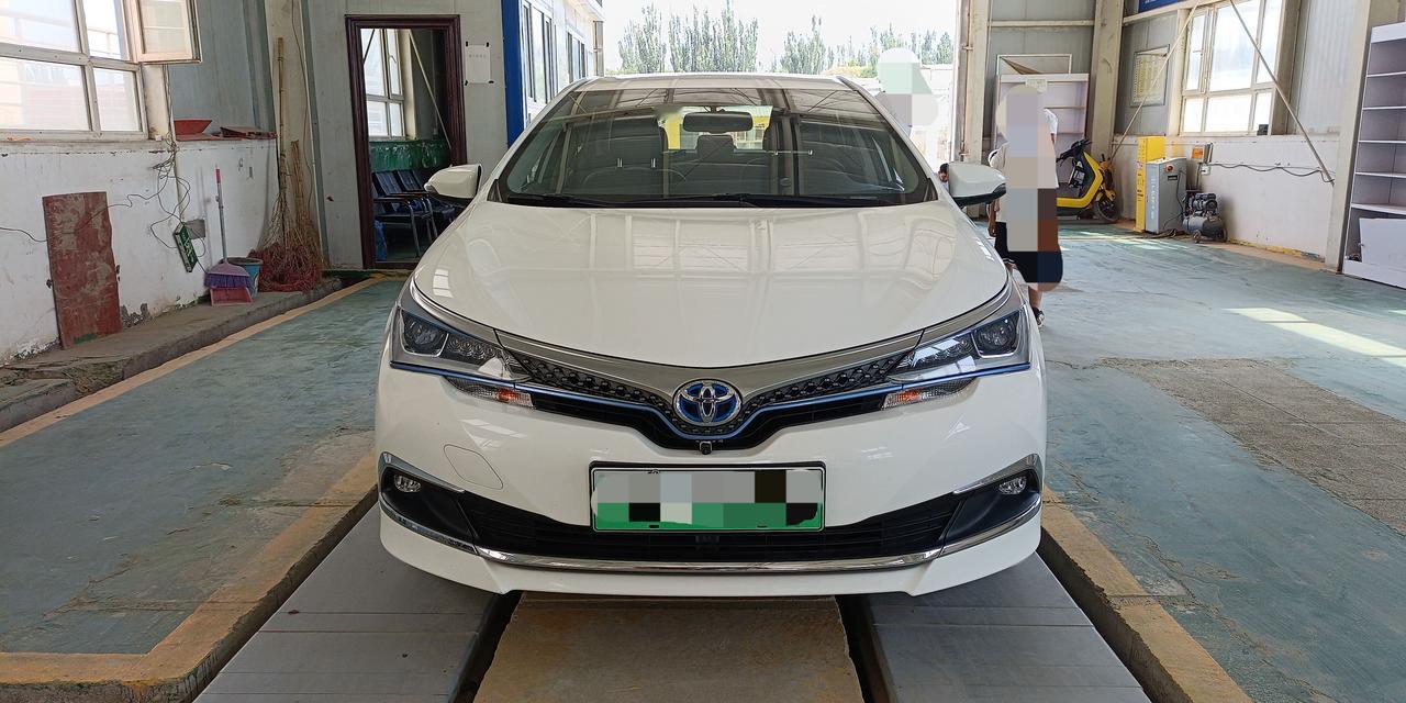见过20多万的绿牌卡罗拉吗？前两天帮粉丝验了一台卡罗拉，2019年6月上牌，跑