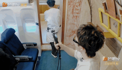 苏醒新家假马尔代夫真春晚现场快乐老友记陆虎和张远的点餐battle，必须列入《