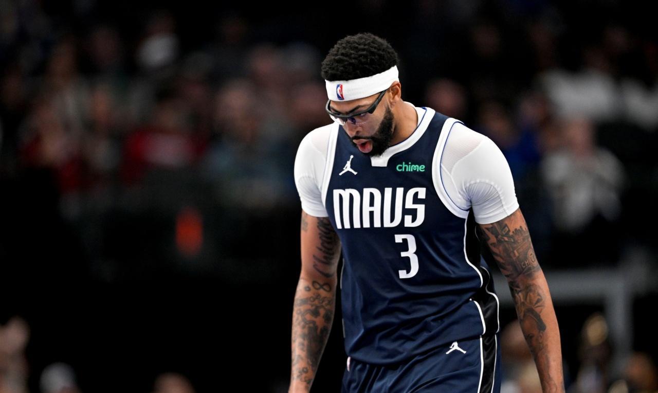 无对抗受伤！浓眉的交易价值大幅降低！独行侠想要交易浓眉已经成为公开的秘密，然而