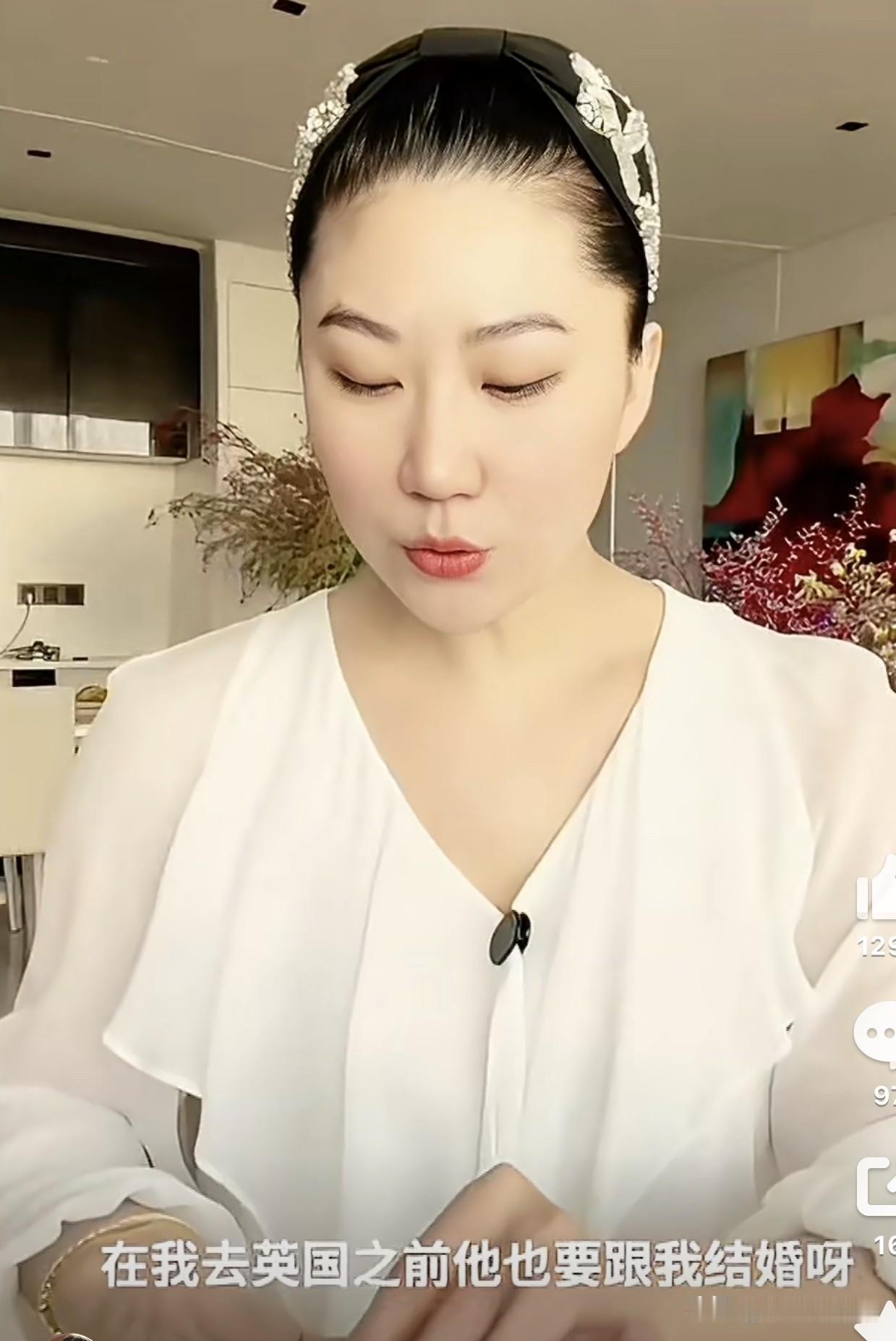 7月23日深夜，谢贤前女友coco突然冲上热搜。原因是她在之前直播的时候说，