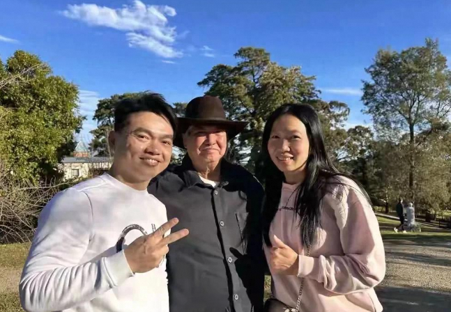 75岁武打巨星洪金宝澳洲生活近况,伤病后的新状态