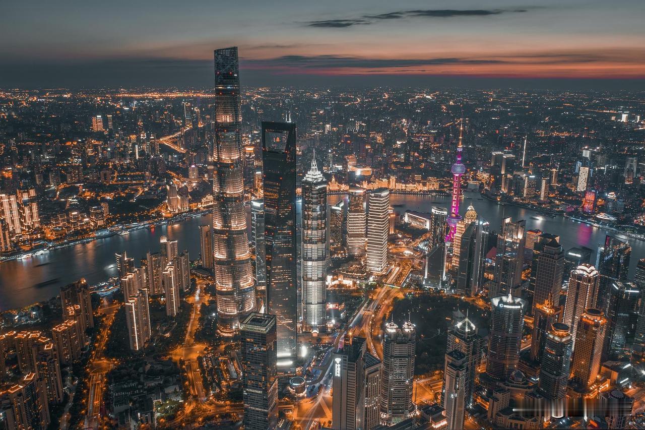 近十年中国发展最快的5座大都市（全新视角）：1.重庆｜西部巨型引擎觉醒，智