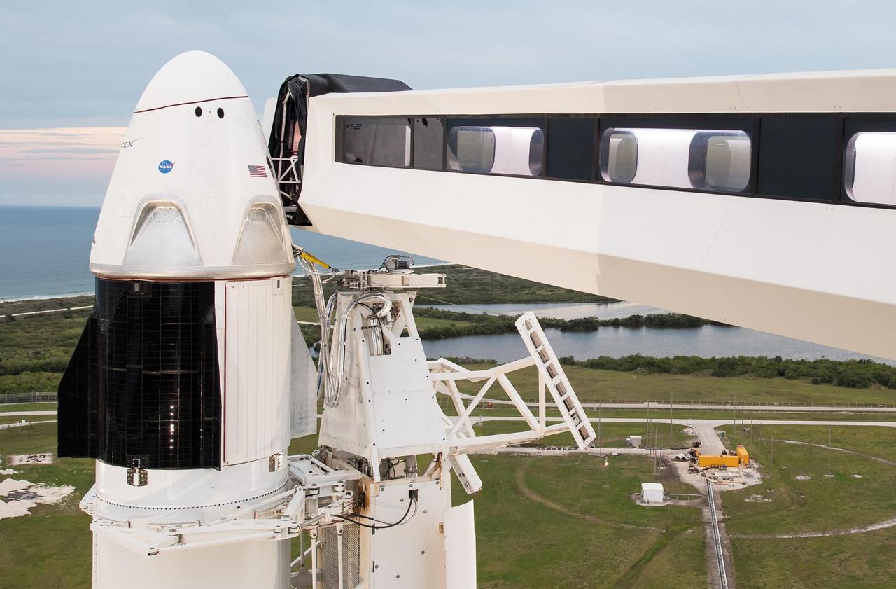 SpaceX仅用5艘可重复使用的载人龙飞船，迄今已经为国际空间站成功执行了12次
