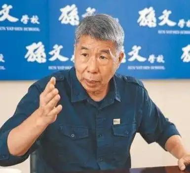 台媒有一明白人张亚中，中国许多人都没有想到的，他想到了，他说：大陆对台的军演到底