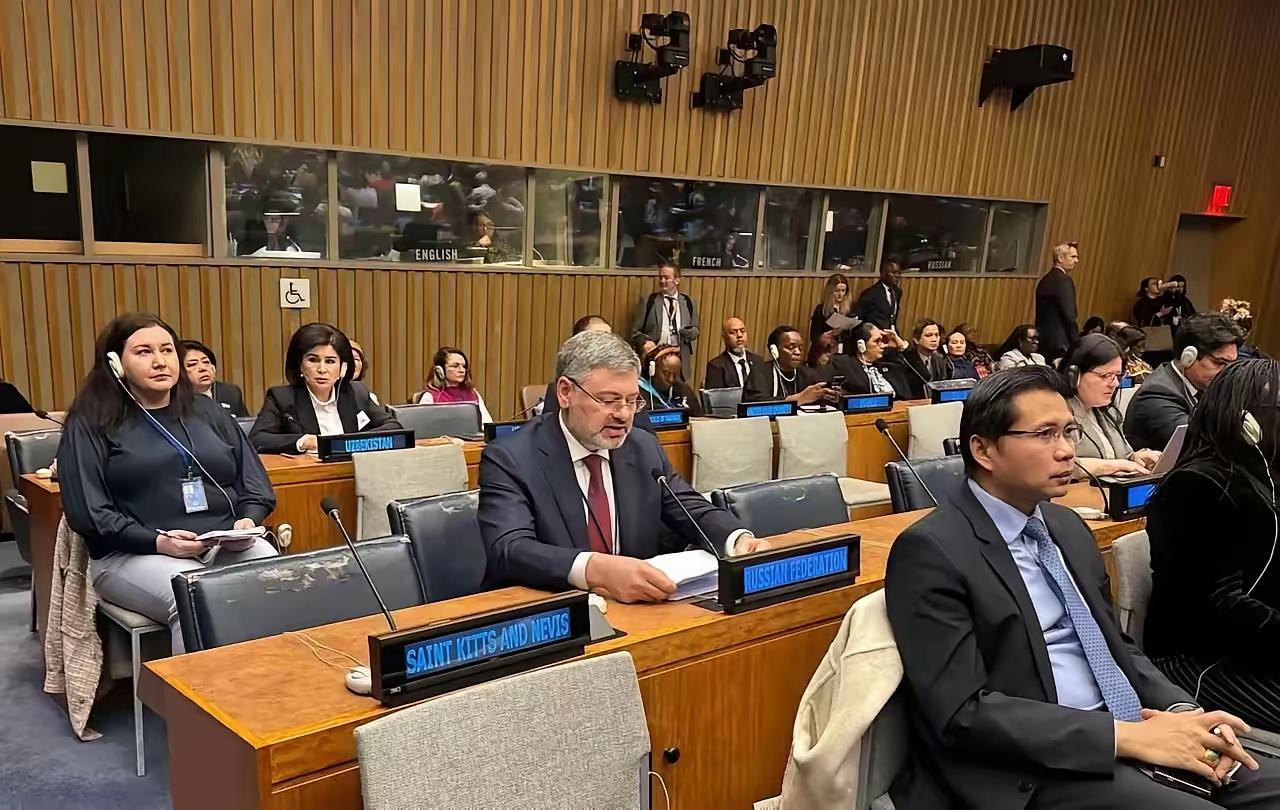 中俄出手了！4月3日，联合国安理会直接把“打伊朗”的提案给按死了。中国、俄罗斯