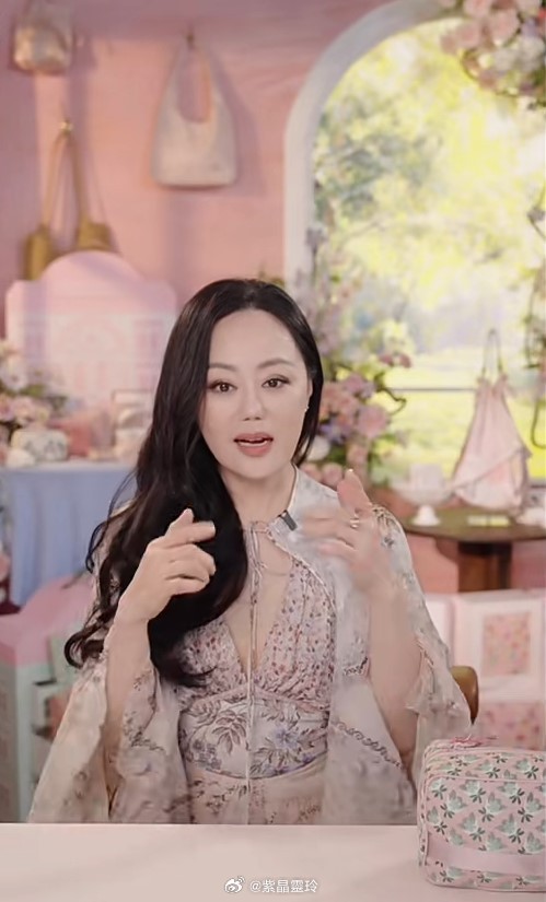 李若彤、章小蕙直播帶貨出事遭央視踢爆推薦「假保健品」急發聲明道歉承諾退款近日