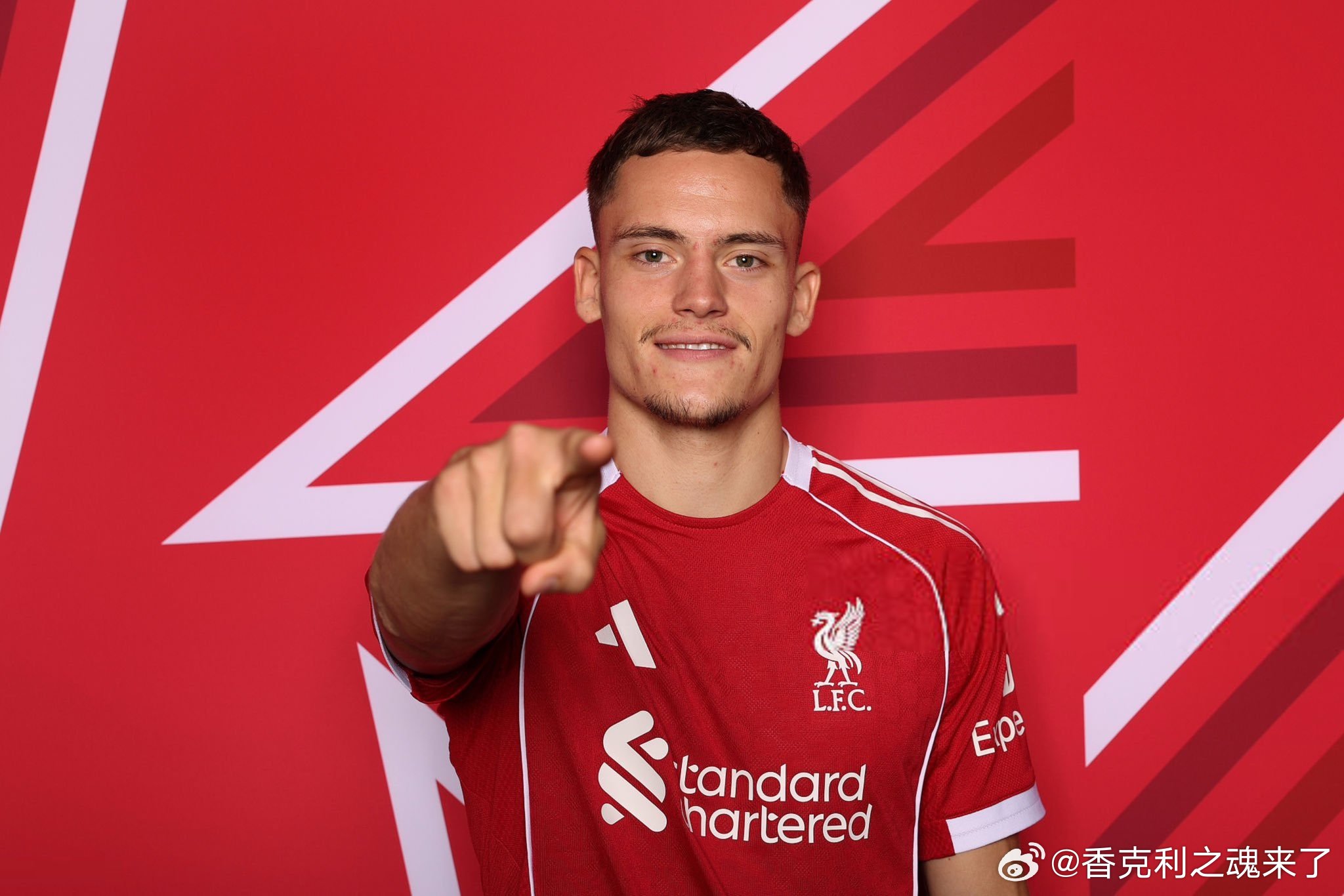 当你听到这些词语时，脑海中会浮现什么？维尔茨：利物浦：“一家大俱乐部。”英格兰的