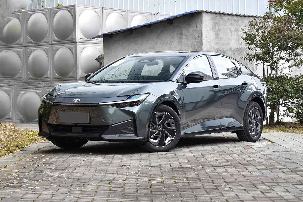 真没想到，打响2026车市价格战“第一枪”的是合资品牌，而且还是丰田！2025