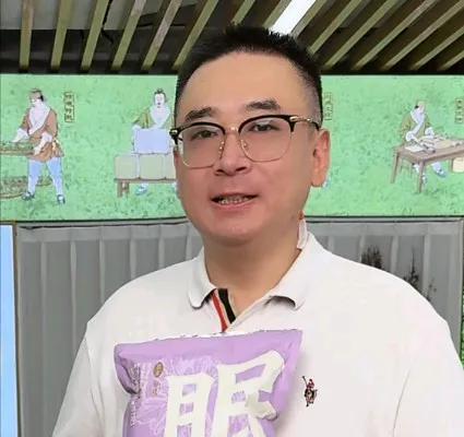 “证据不都是给你了吗？音频视频不都有吗？”九江，今天上午，正在直播间的柴桑大