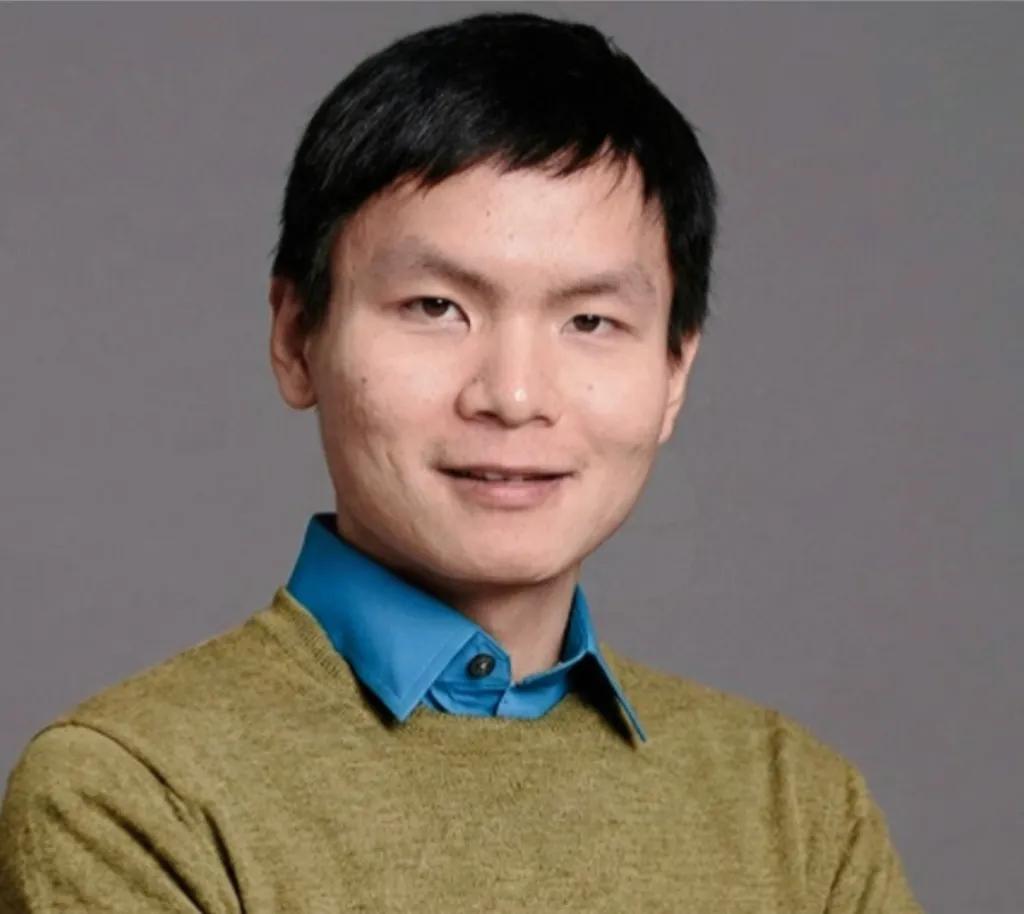 看到杨格这事儿，真是觉得挺魔幻的。这可是马斯克手里的王牌，哈