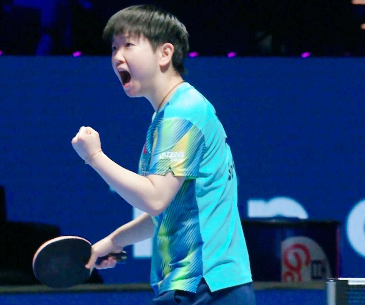 我去！孙颖莎少见的呐喊起来了！很长时间听不到莎莎喊了，喊一喊，还挺可爱！