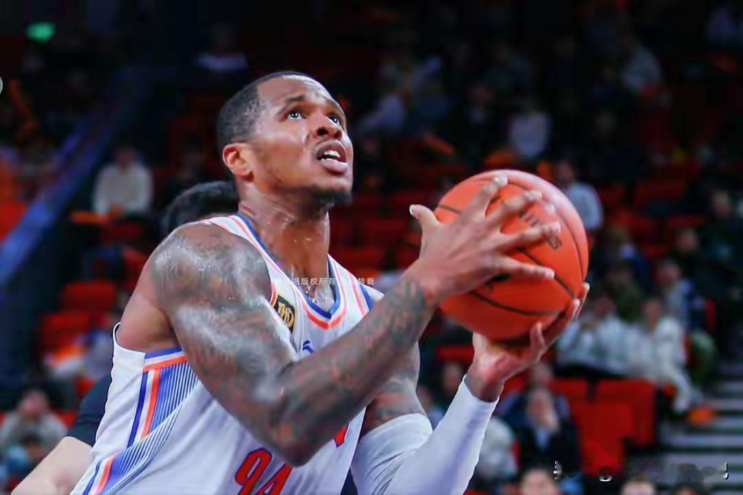 亨特替代奥利弗？辽宁第五外援有了新眉目。有消息称，辽宁决定签约新的外援，来替代