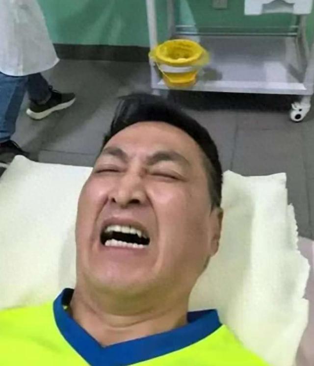 钱再多有啥用！“展昭”何家劲的现状，给所有老年男性提了个醒说起何家劲，没人