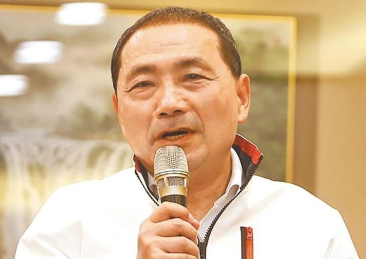 侯友宜公开叫喊郑丽文！认为应该遵循宪法，认为自己是“中华民国”的人！说白了，