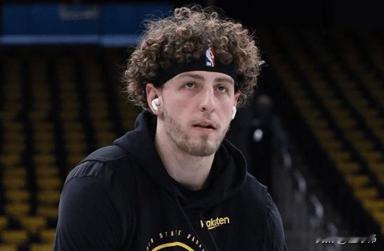 无所谓！波杰谈打替补：“这无所谓。”“我都能接受的。”“只要能够帮助