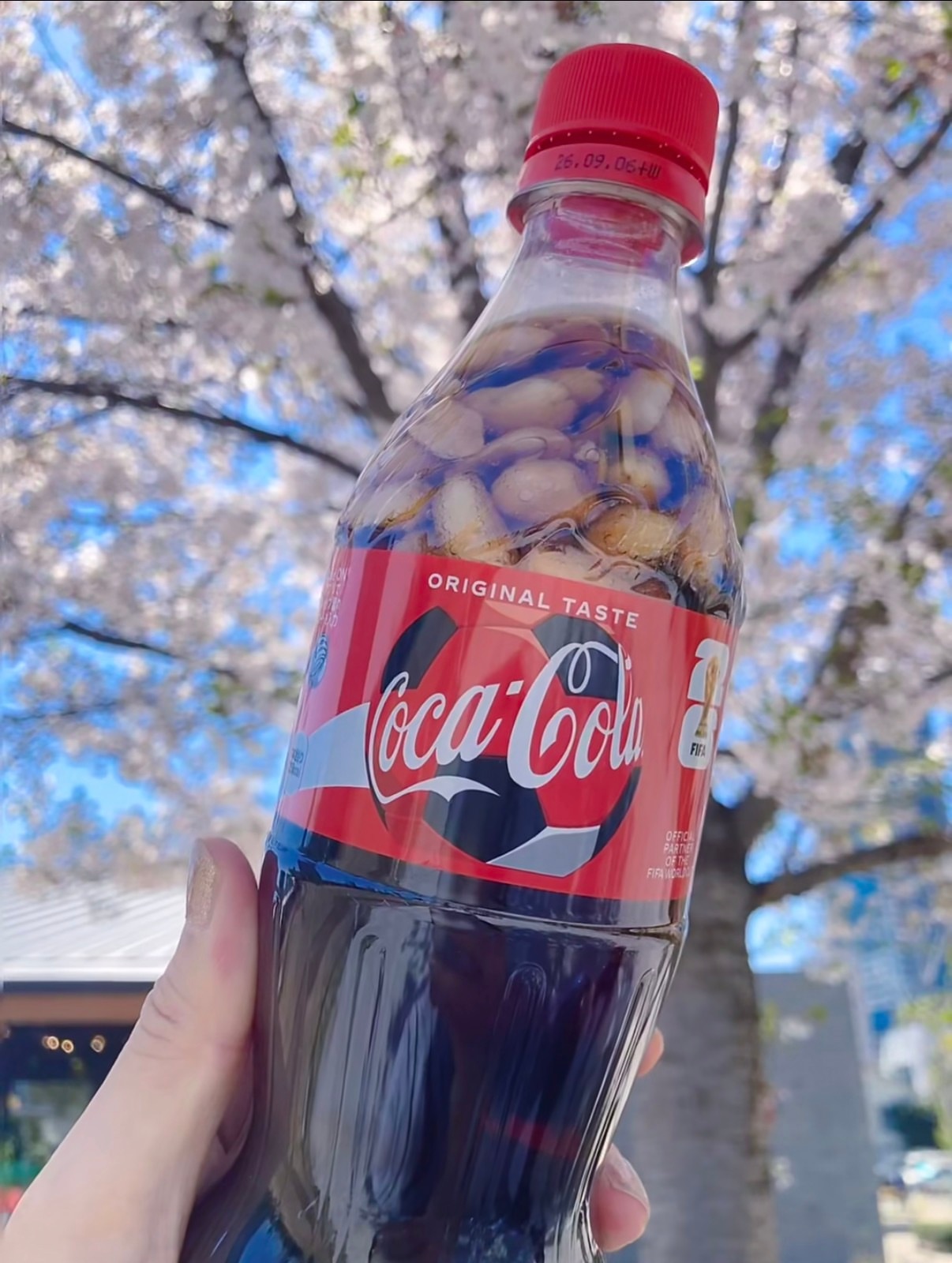 听说最近日本流行可乐加花生？？？这得是什么味道啊……